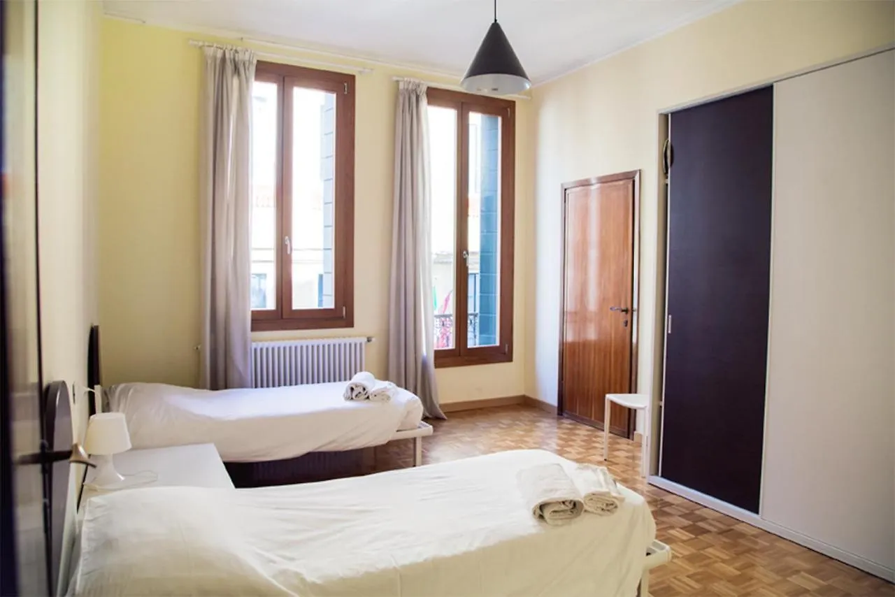 Ca' Geremia Apartment Βενετία 0*,